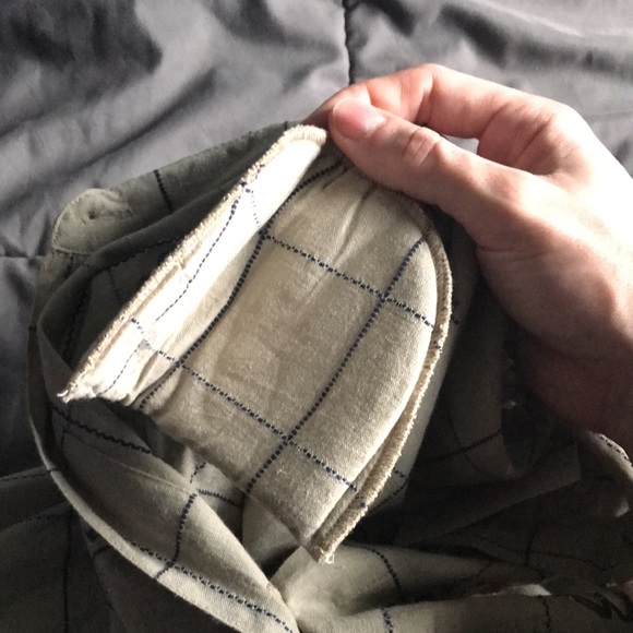 Maggie&Max light brown embroidered floral long sleeve button down shirt Size 1X - Picture 10 of 11